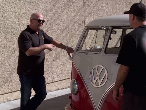 "Pawn Stars" Magic Bus