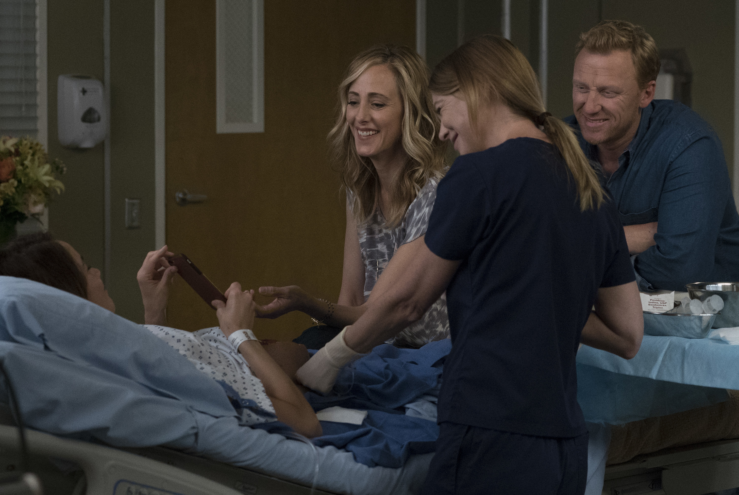 "Grey's Anatomy" Break Down the House